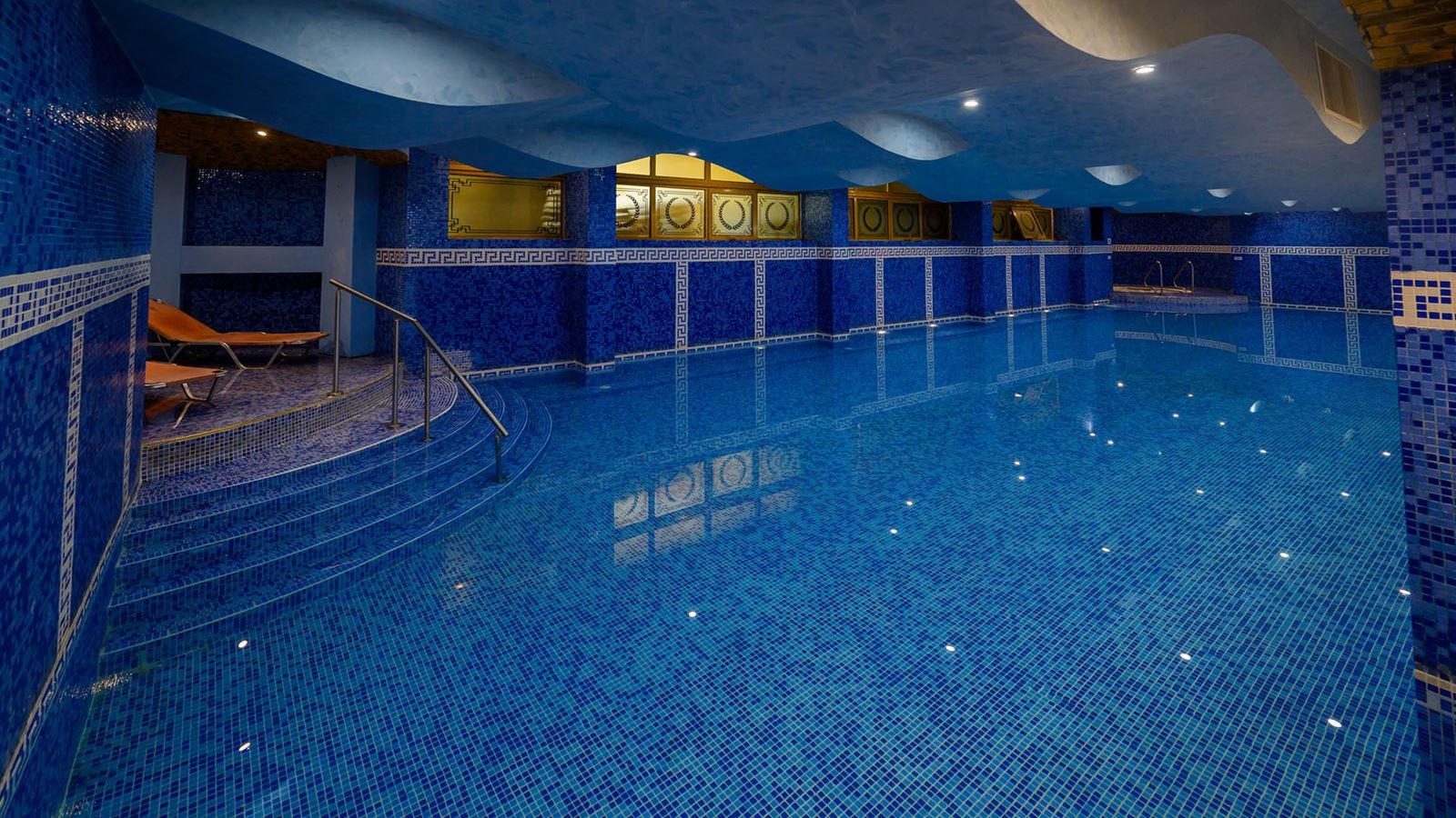pools-indoor-pool