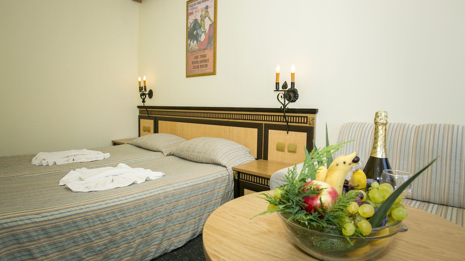 rooms-double-sea-side-view