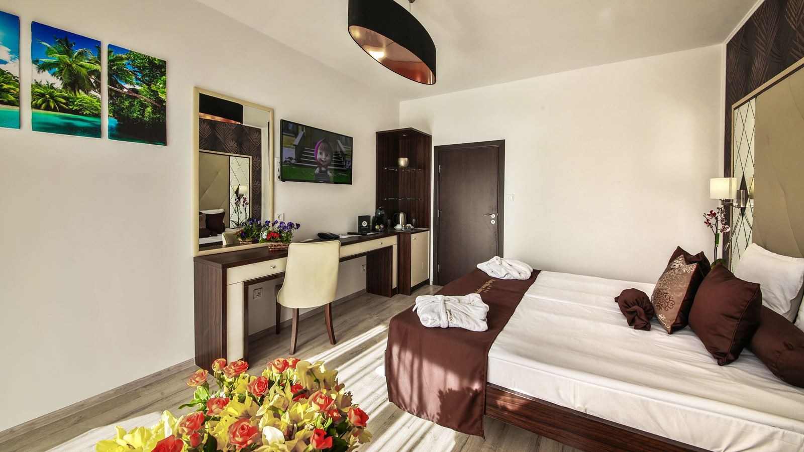 rooms-two-bedroom-apartment