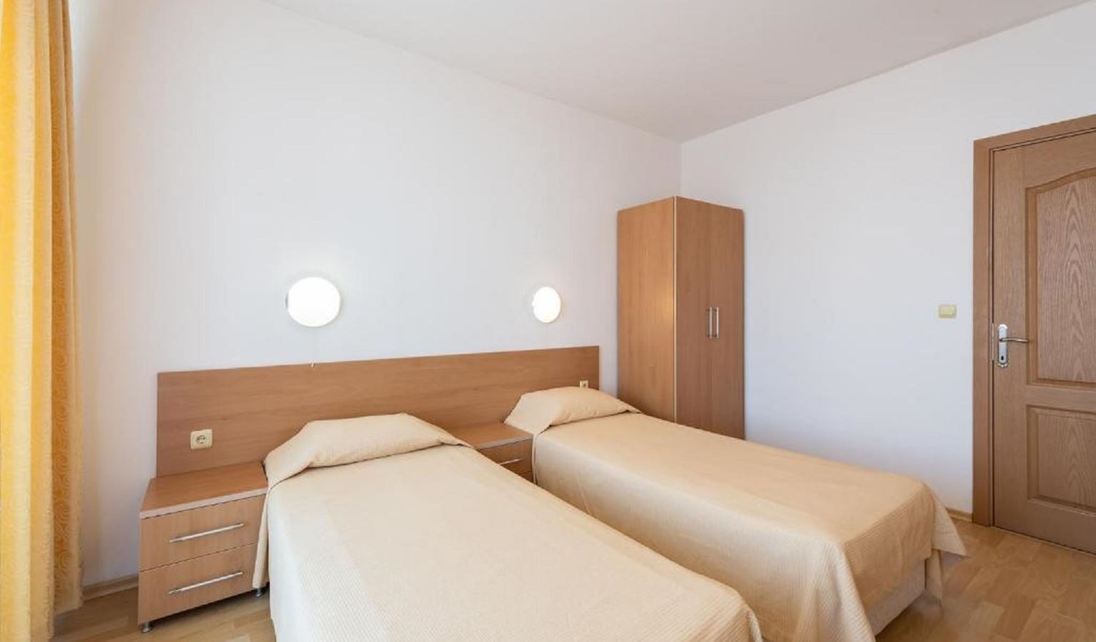 rooms-two-bedroom-apartment