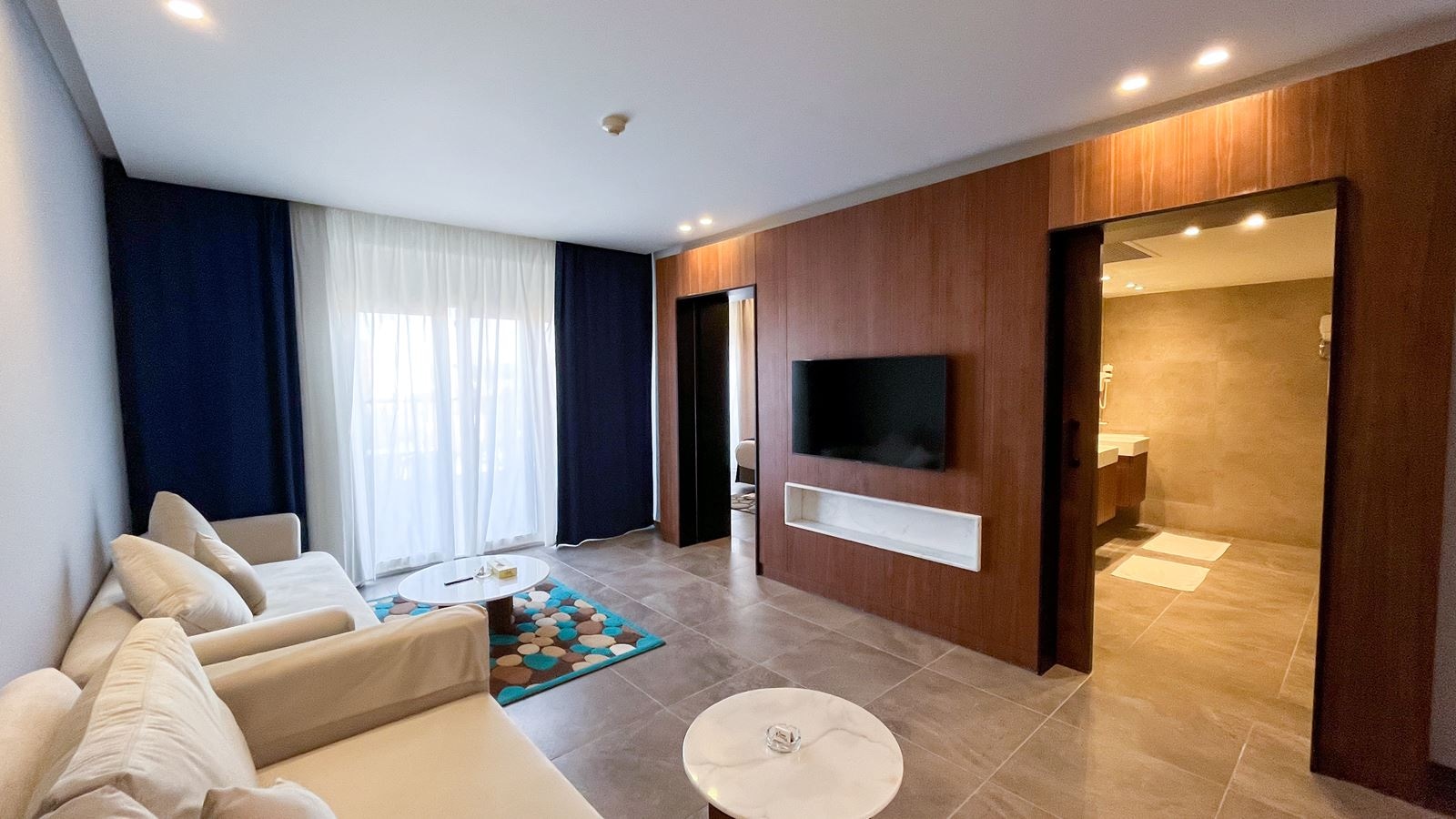 rooms-executive-suite