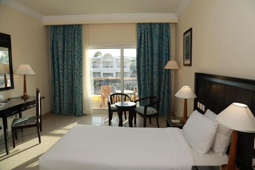 rooms-standard-garden-view-room