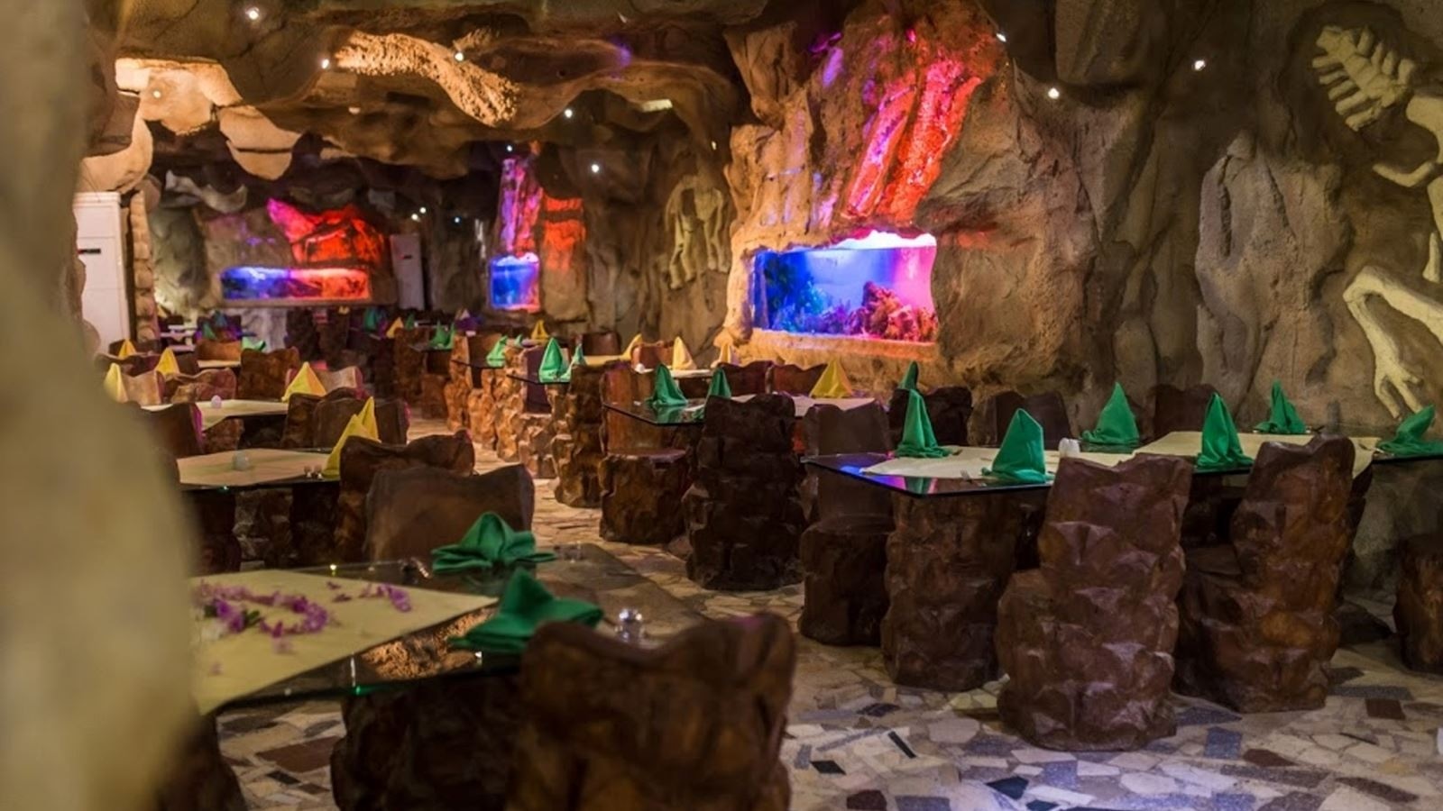 restaurants-flintstone-restaurant
