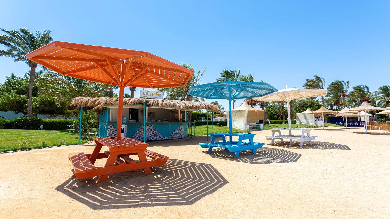 bars-blue-lagoon-bar