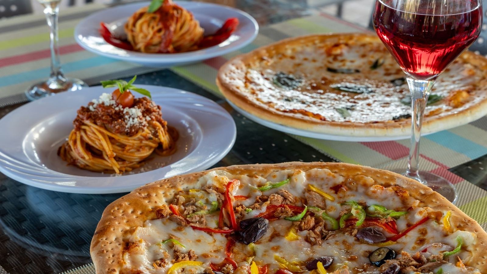 restaurants-la-pizerria