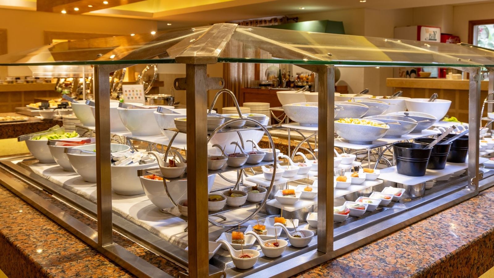 restaurants-main-restaurant-west-bay-adult-only