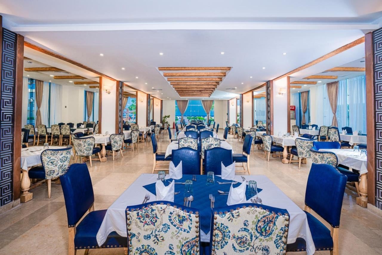 restaurants-restaurants