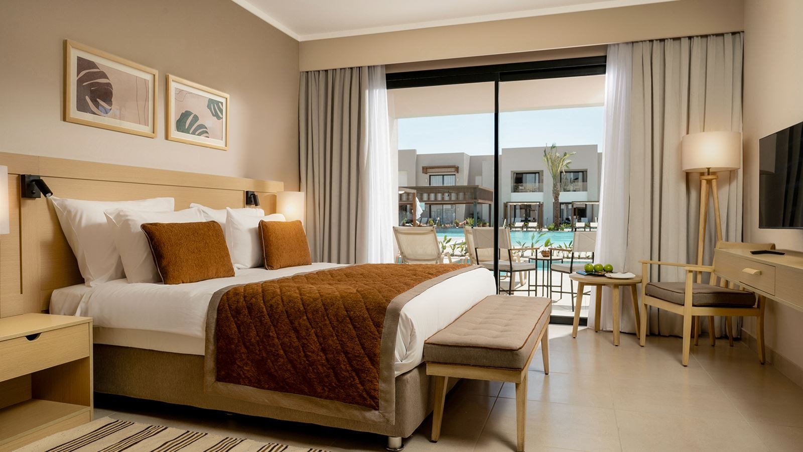 rooms-deluxe-swim-up