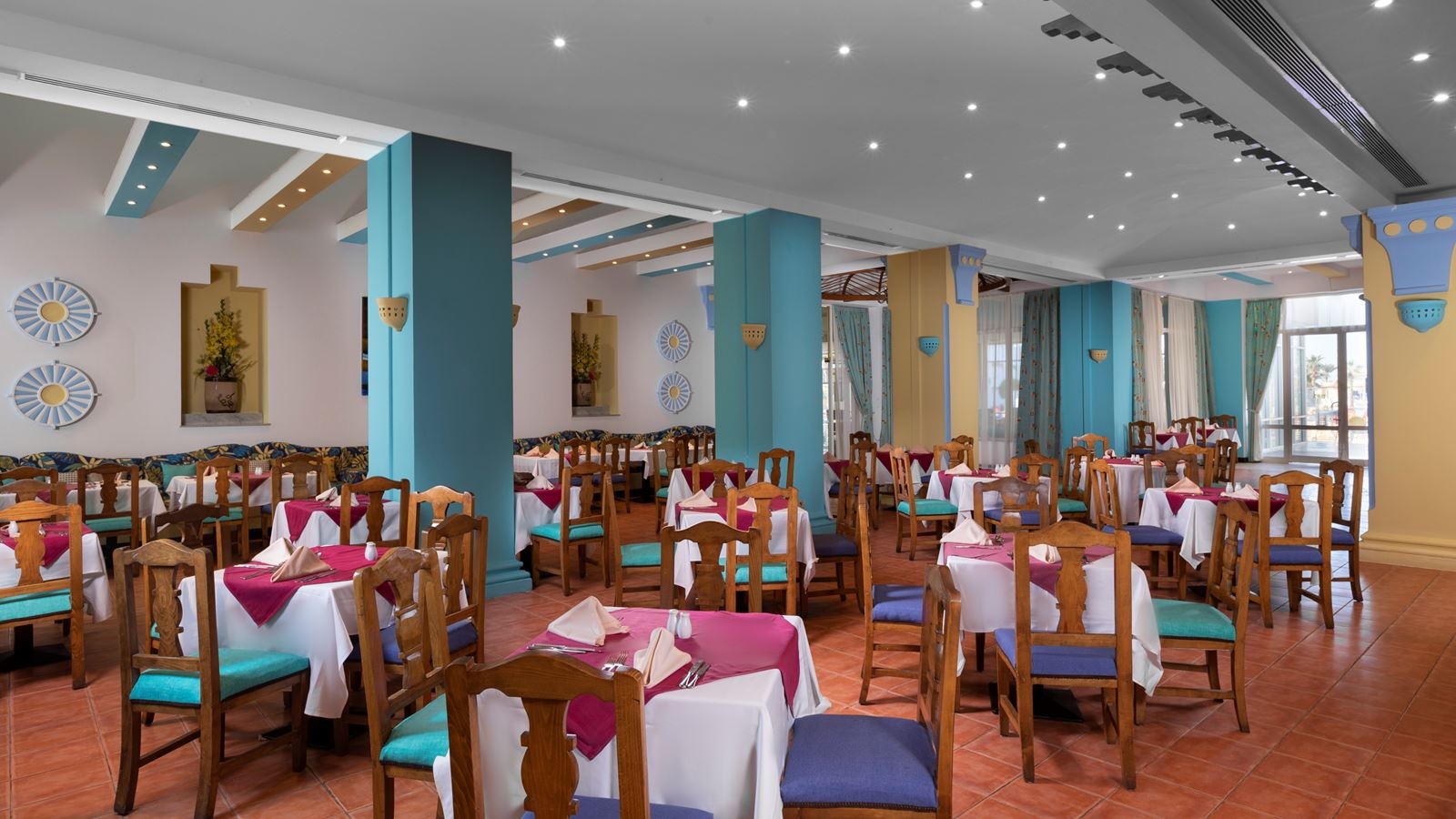 restaurants-otantik-restaurant