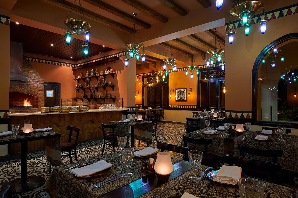 restaurants-restaurants