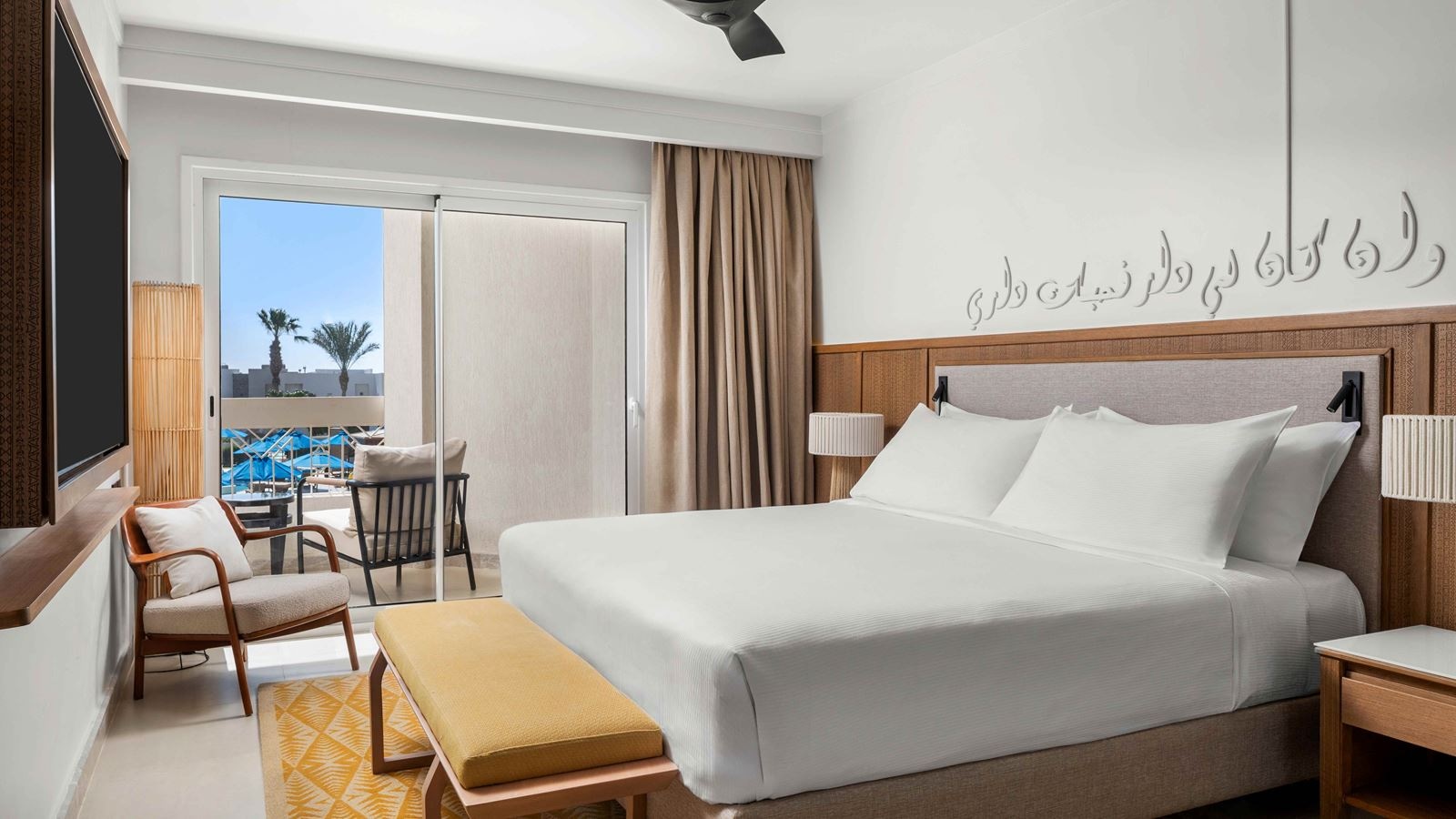 rooms-beachside-king-romantic-suite-with-pool--sea-view