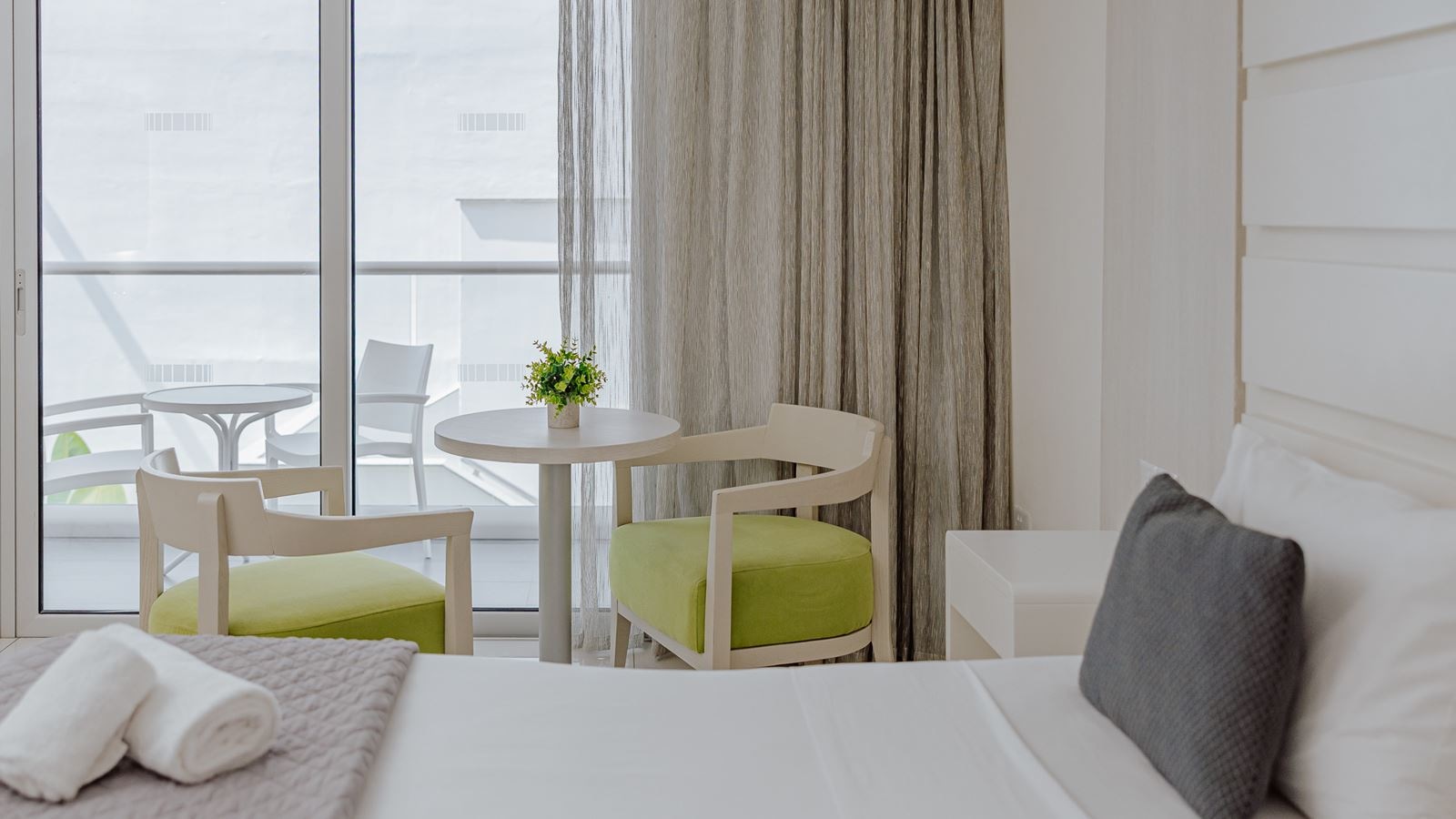 rooms-twin-inland-view