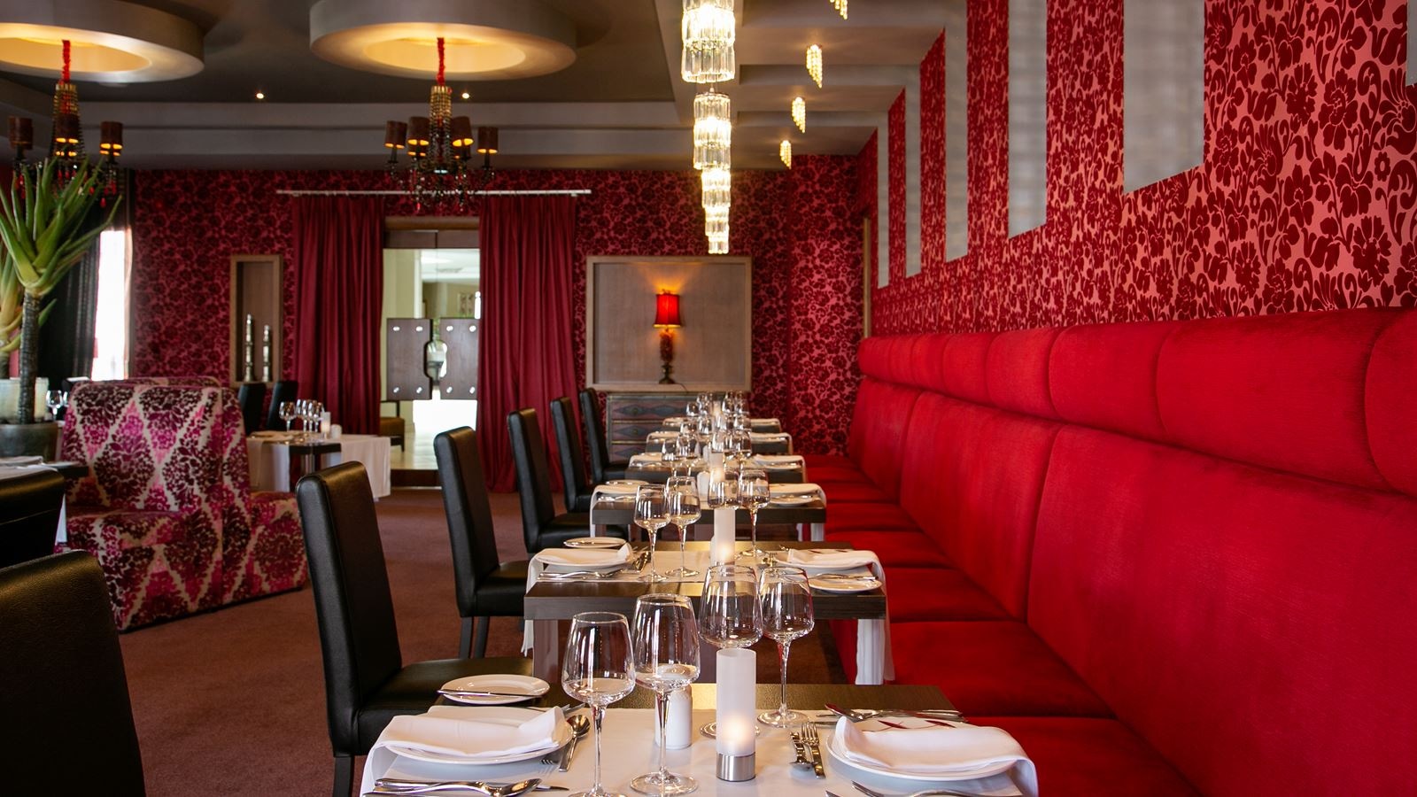 restaurants-restaurants