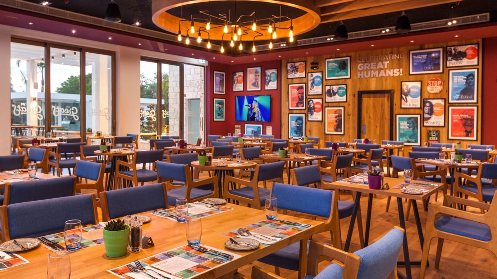 restaurants-breakfast-buffet