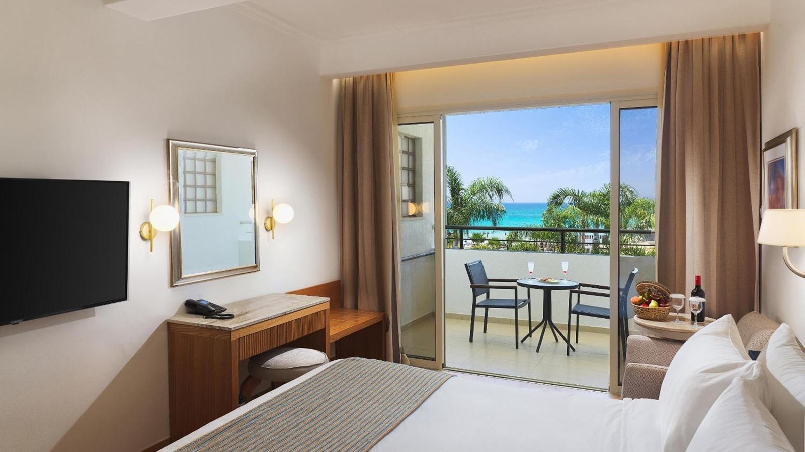 rooms-grand-superior-room-seaview-balcony-or-terrace-adults-only