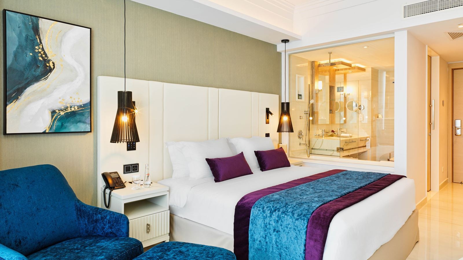 rooms-deluxe-room-pool--garden-view