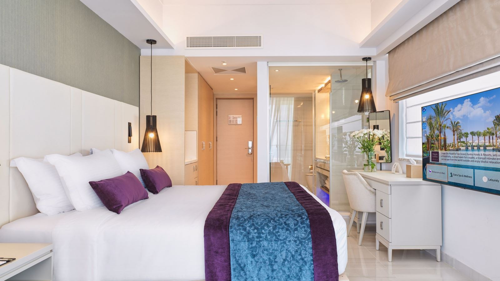 rooms-superior-room-pool--garden-view