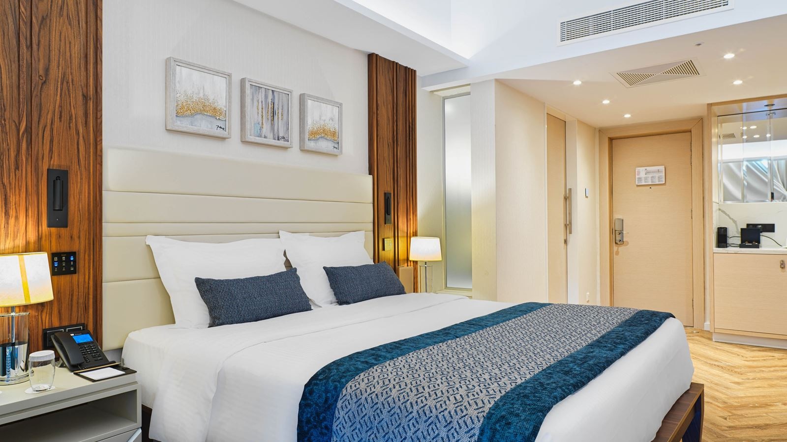 rooms-junior-suite-pool--garden-view