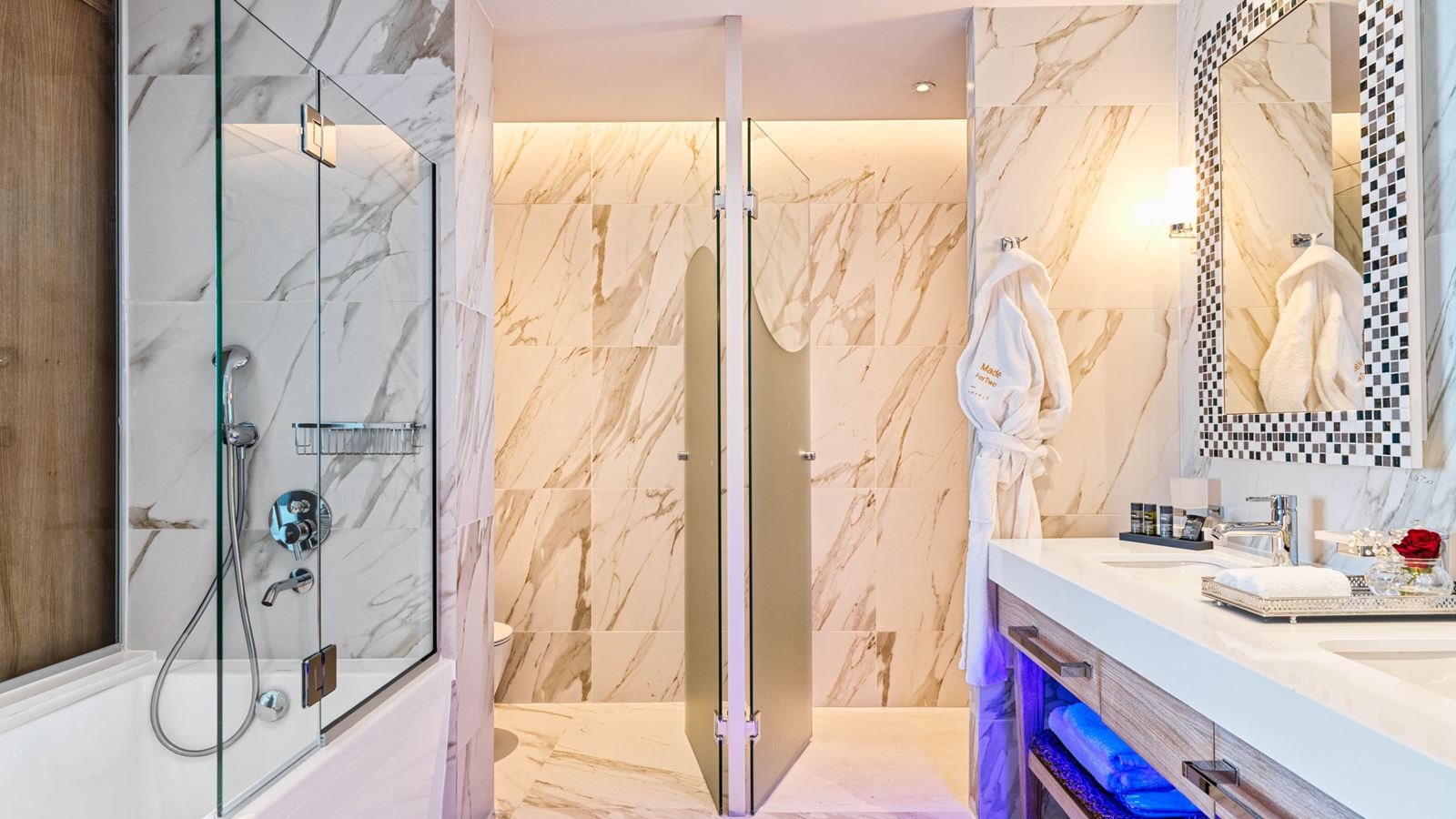 rooms-panoramic-suite