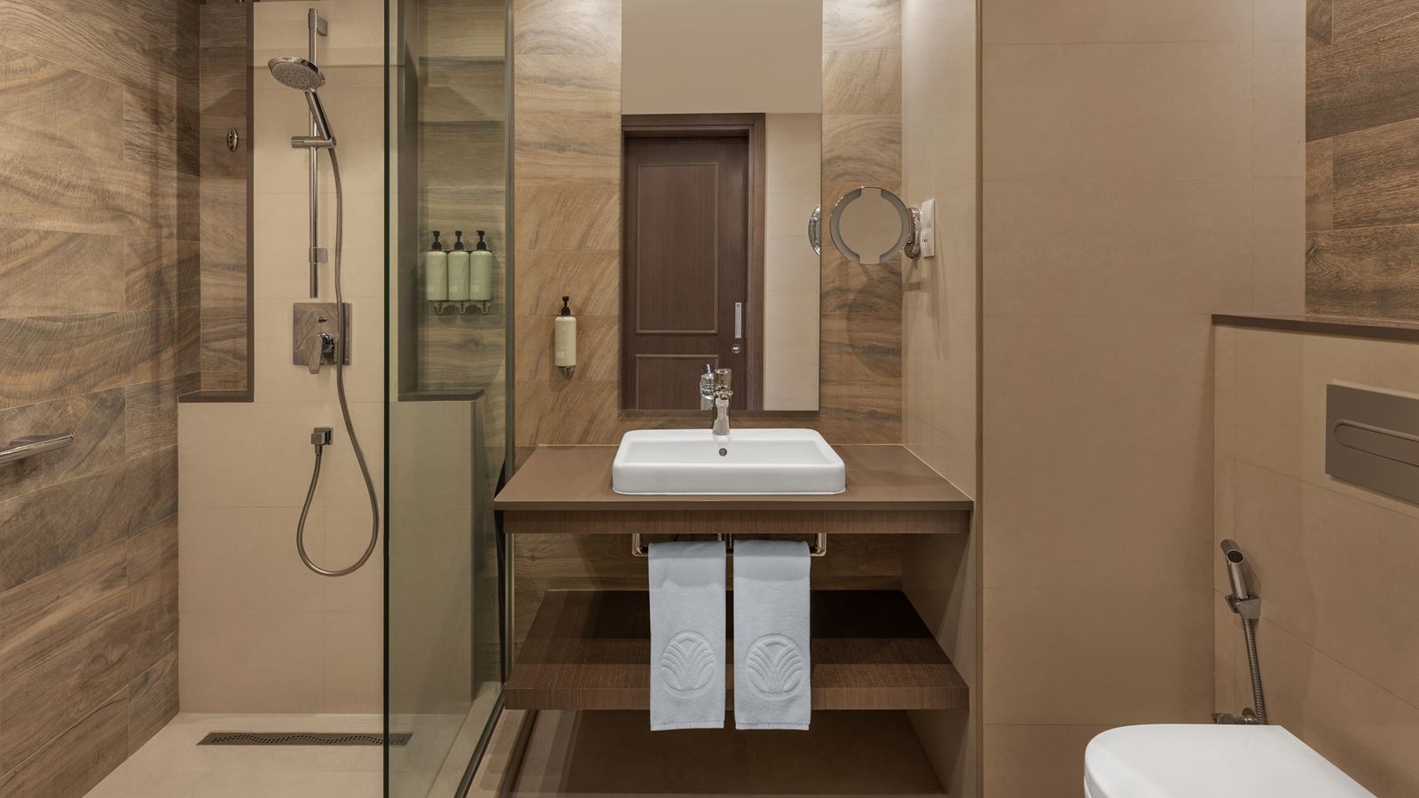 rooms-ocean-view-1-bedroom-suite-w-balcony