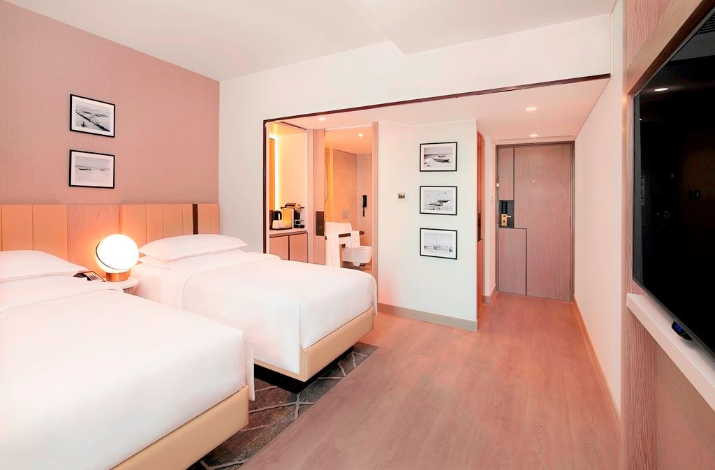 rooms-club-city-view