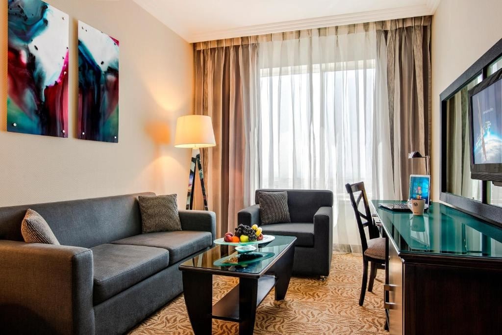 rooms-one-bedroom-suite-w-lounge-access