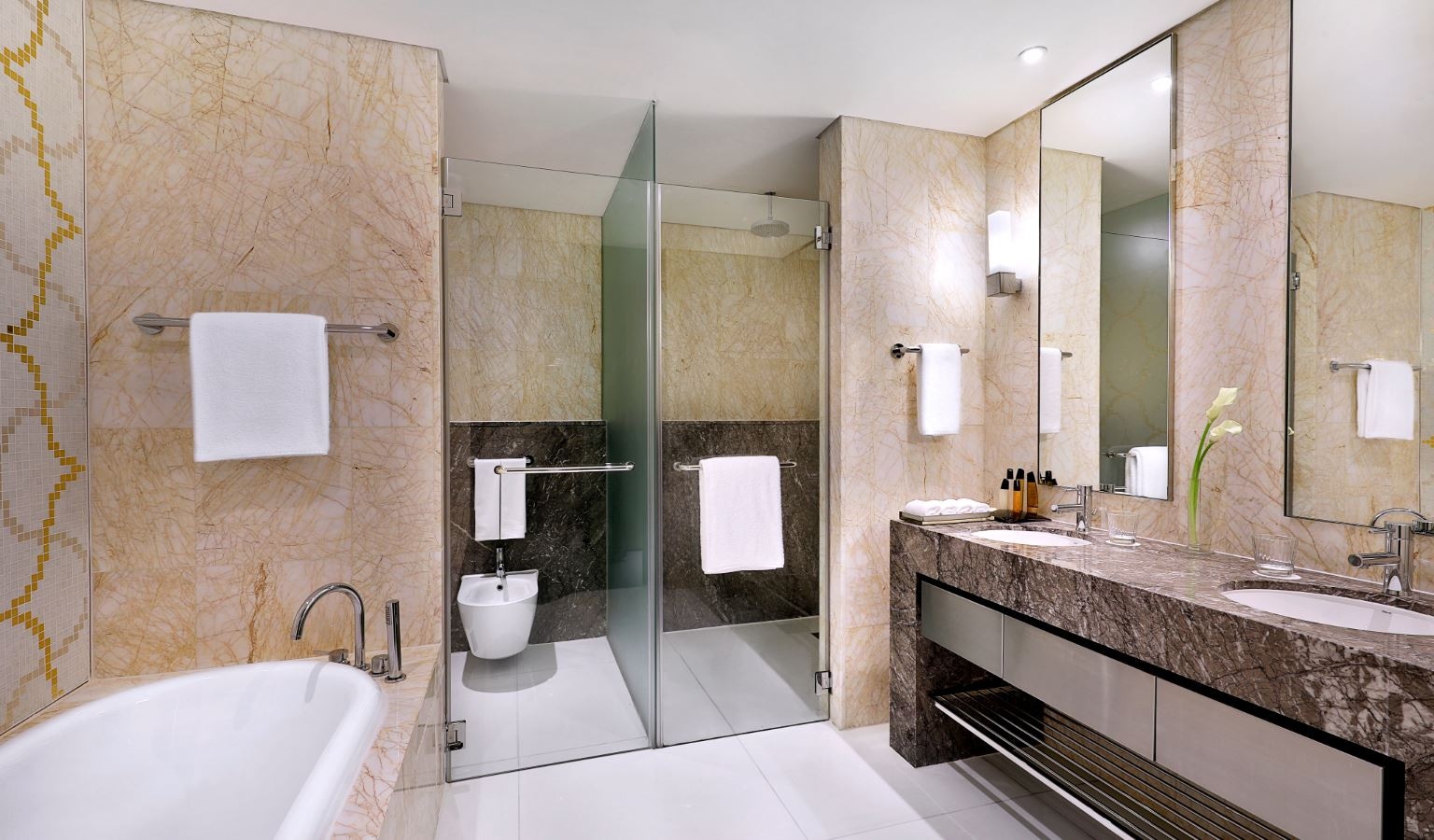 rooms-etihad-suite---level-45