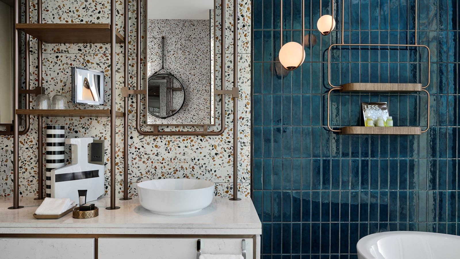 rooms-fantastic-suite