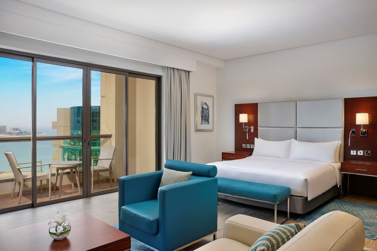 rooms-junior-suite-with-balcony