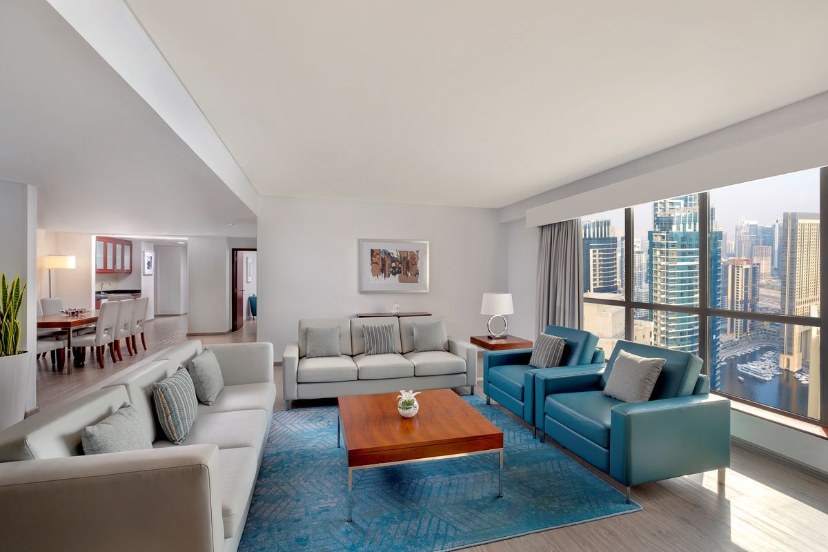 rooms-four-bedroom-family-suite-with-balcony