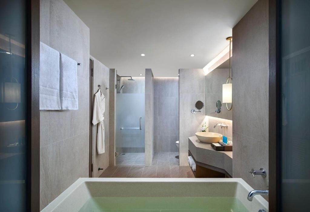 rooms-grand-deluxe-room