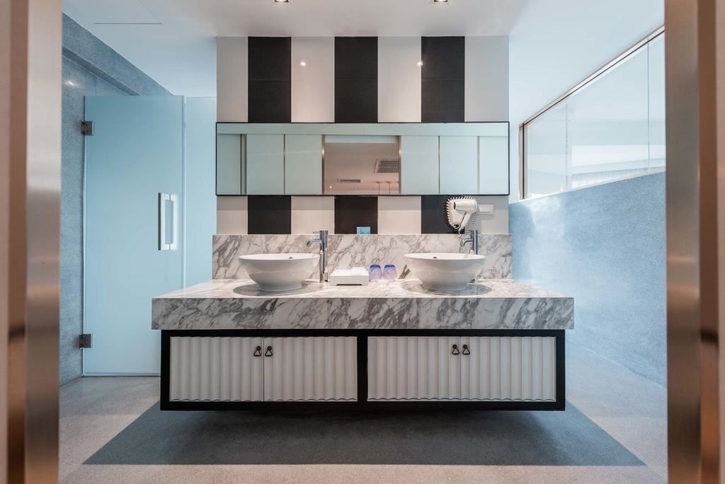 rooms-panoramic-ocean-view-suite