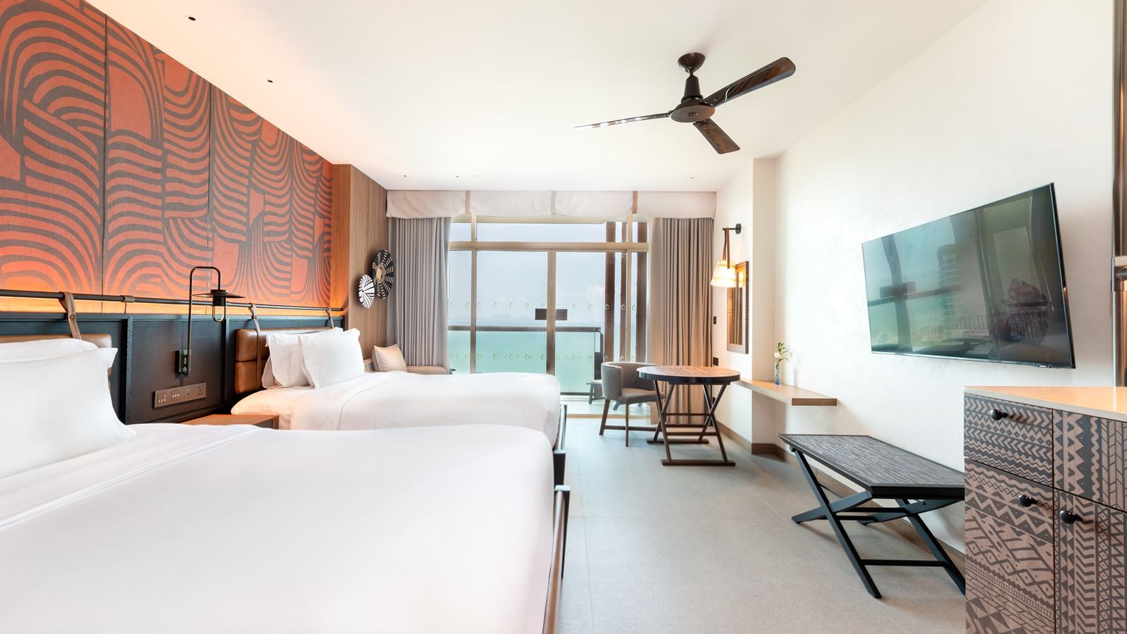 rooms-premium-explorer-twin