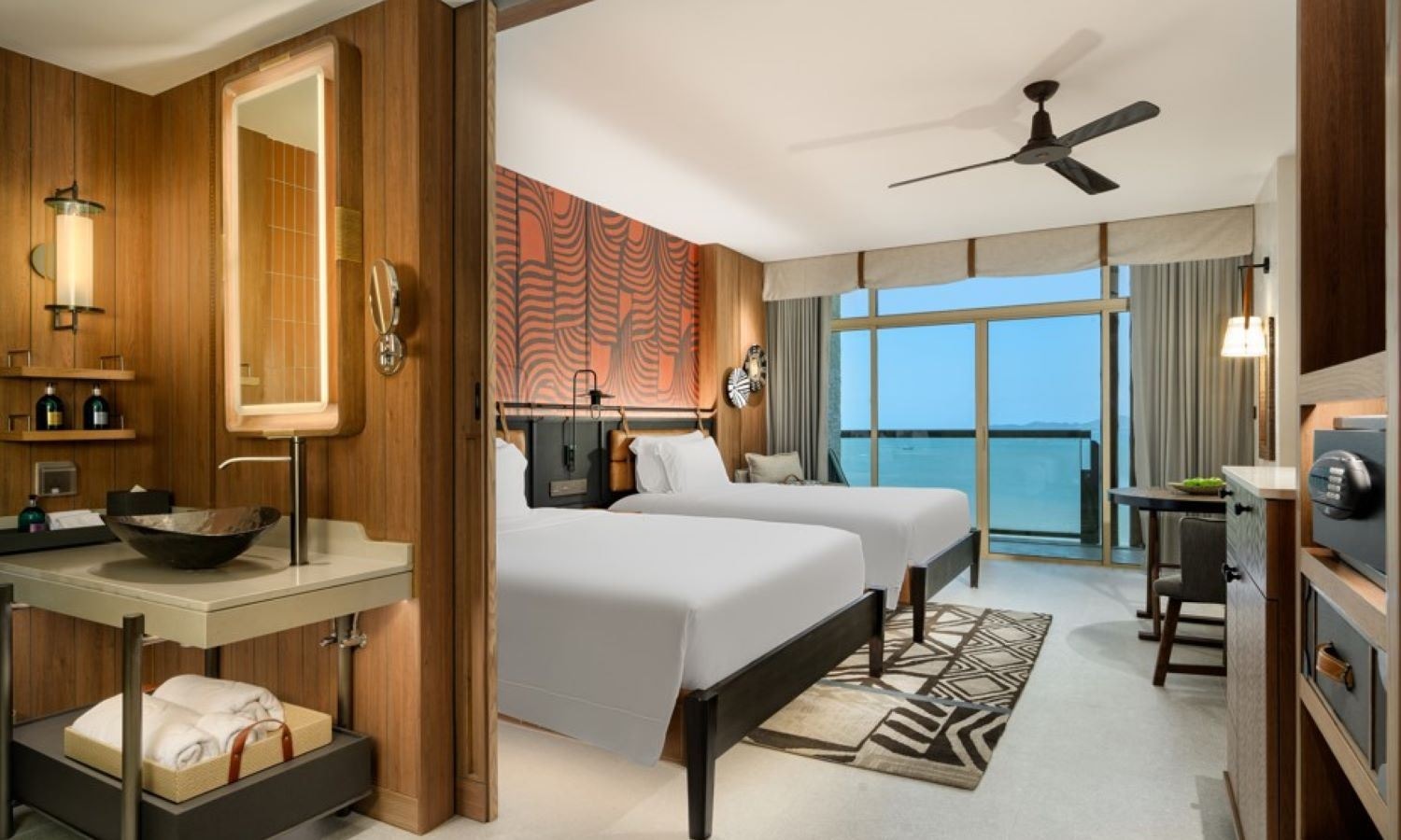 rooms-premium-explorer-twin