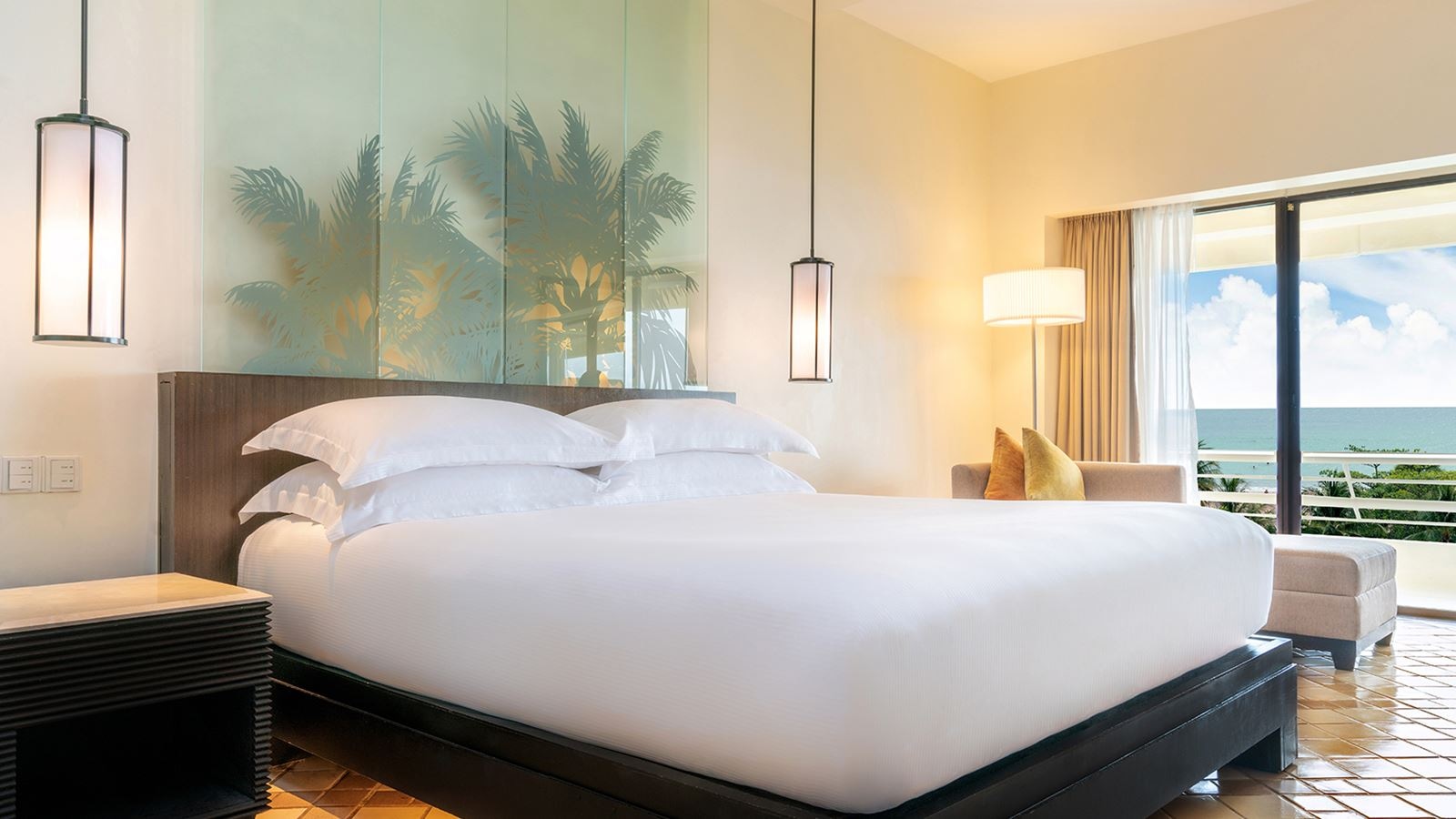 rooms-deluxe-sea-view