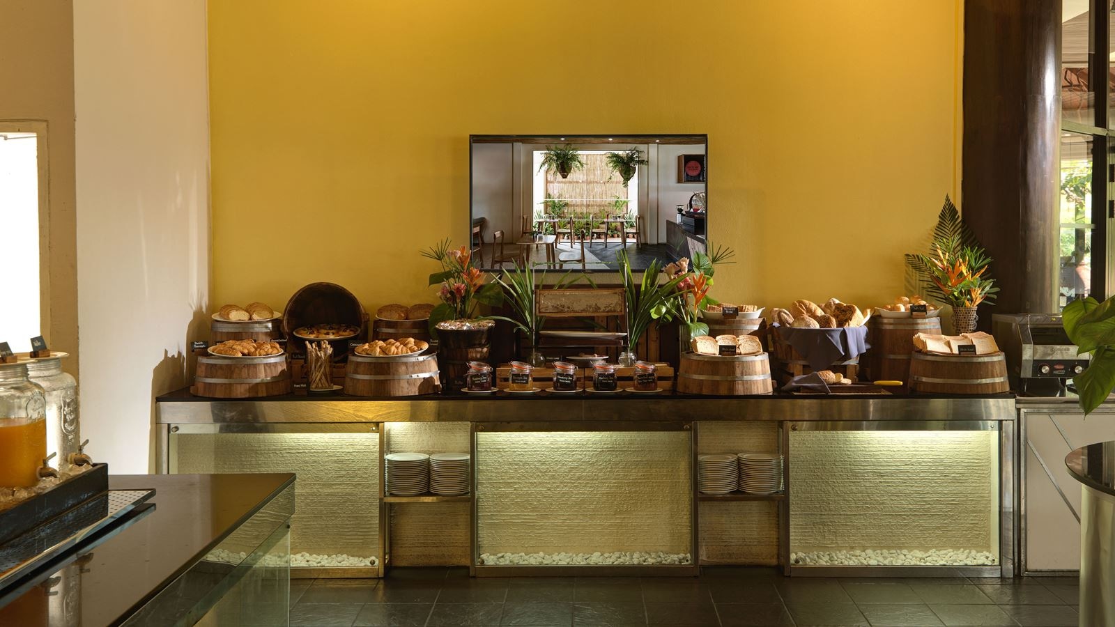 restaurants-the-golden-pond