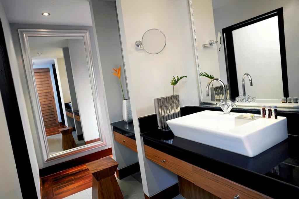 rooms-deluxe-sea-view