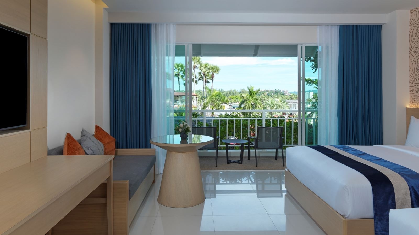 rooms-grand-deluxe-2nd-child-sharing-bed