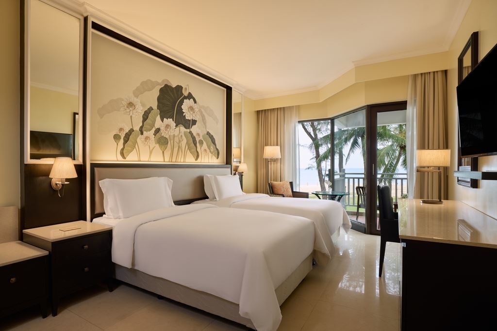 rooms-premier-ocean-front