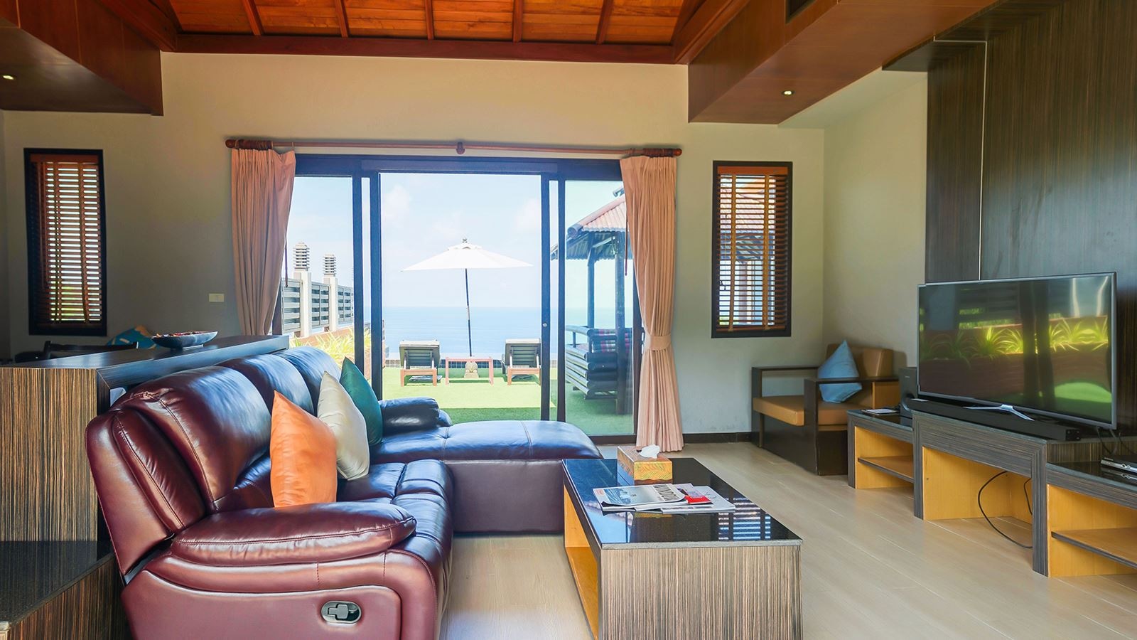 rooms-grand-pool-villa-ocean-view