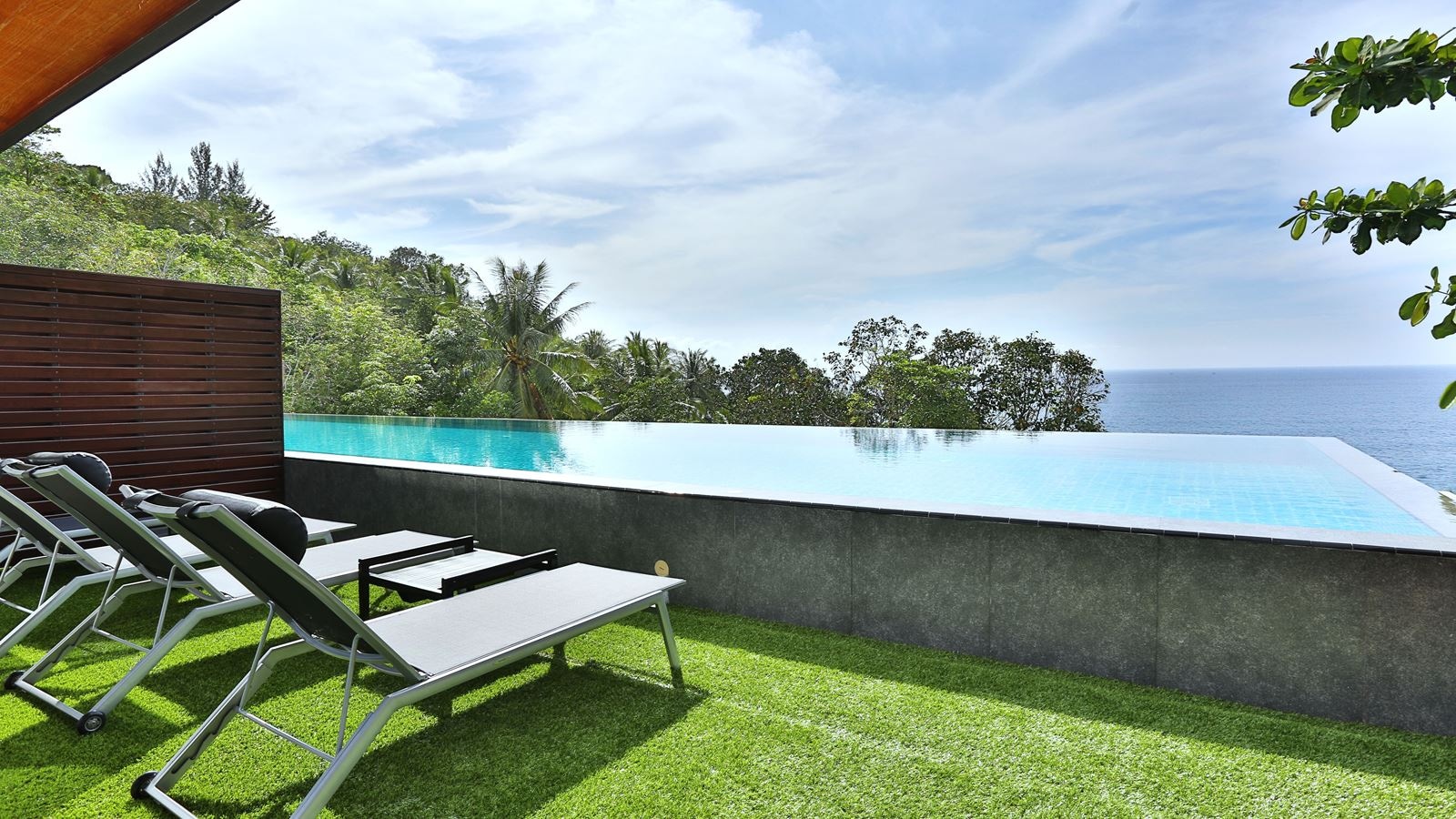 rooms-family-with-pool-access-2-bedroom-suite