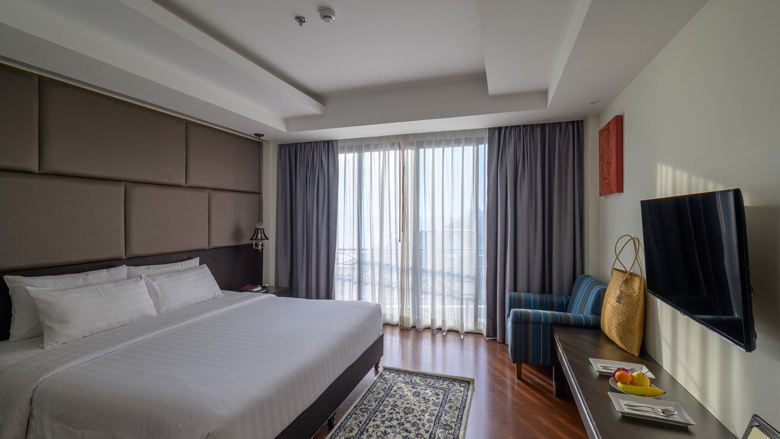 rooms-deluxe-seaview
