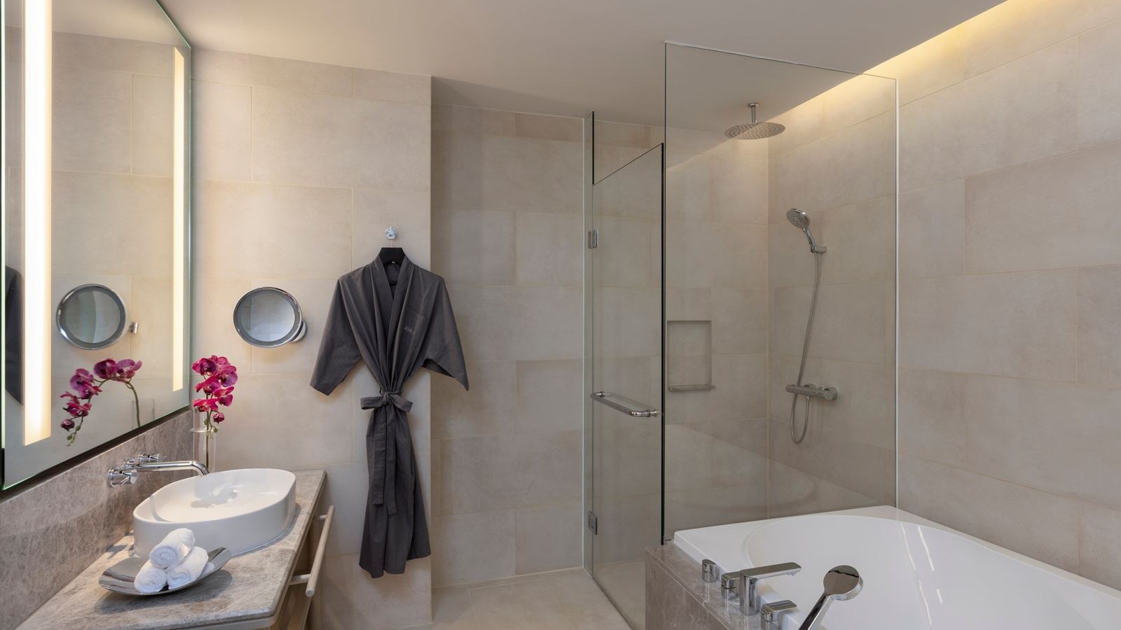 rooms-2-bedroom-family-suite