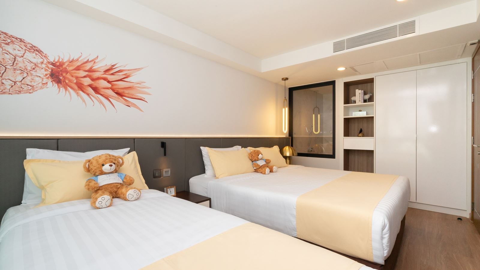 rooms-junior-triple-suite