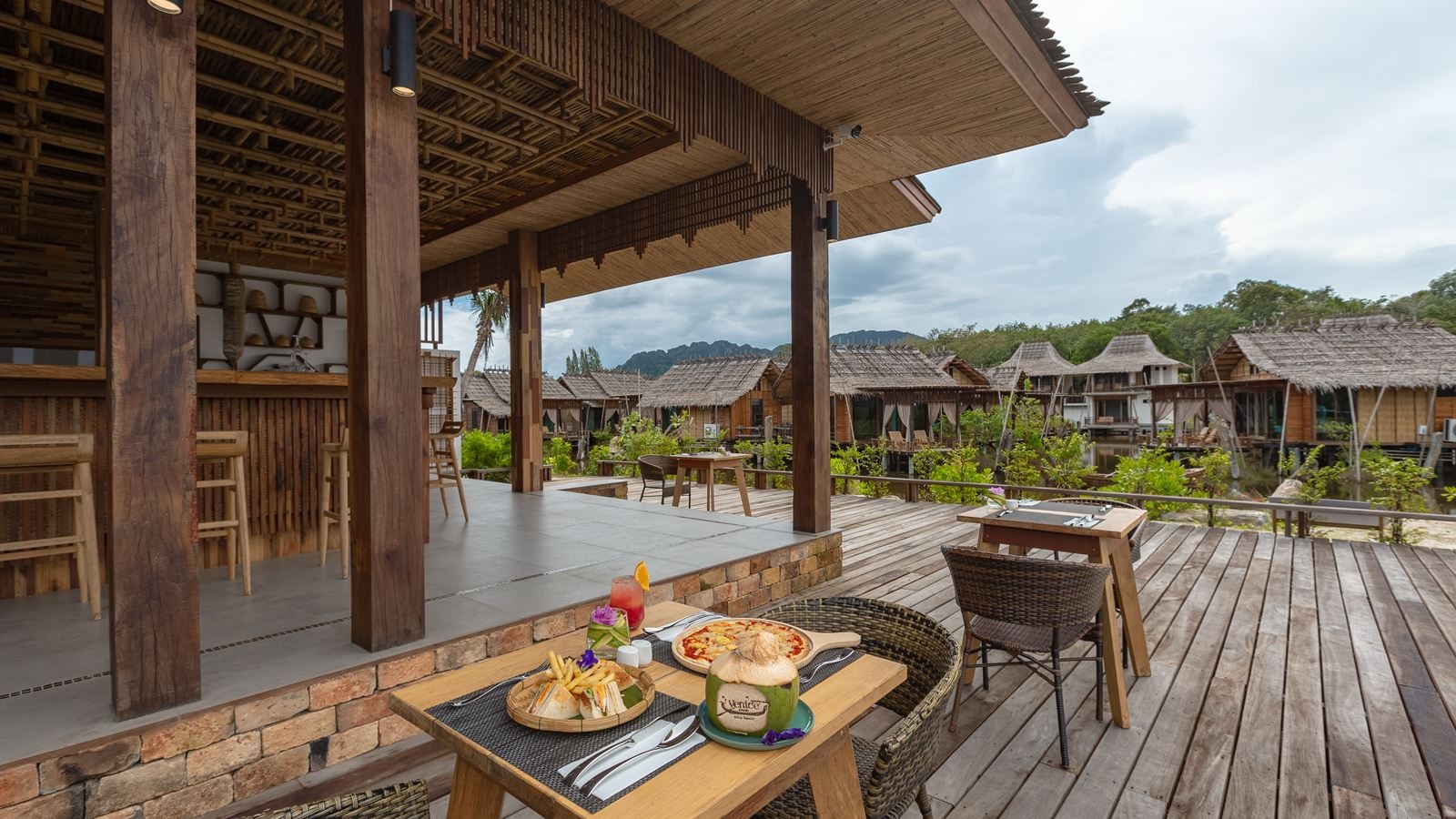 restaurants-koongkaang-restaurant