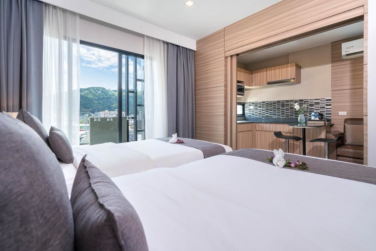 rooms-grand-deluxe-room