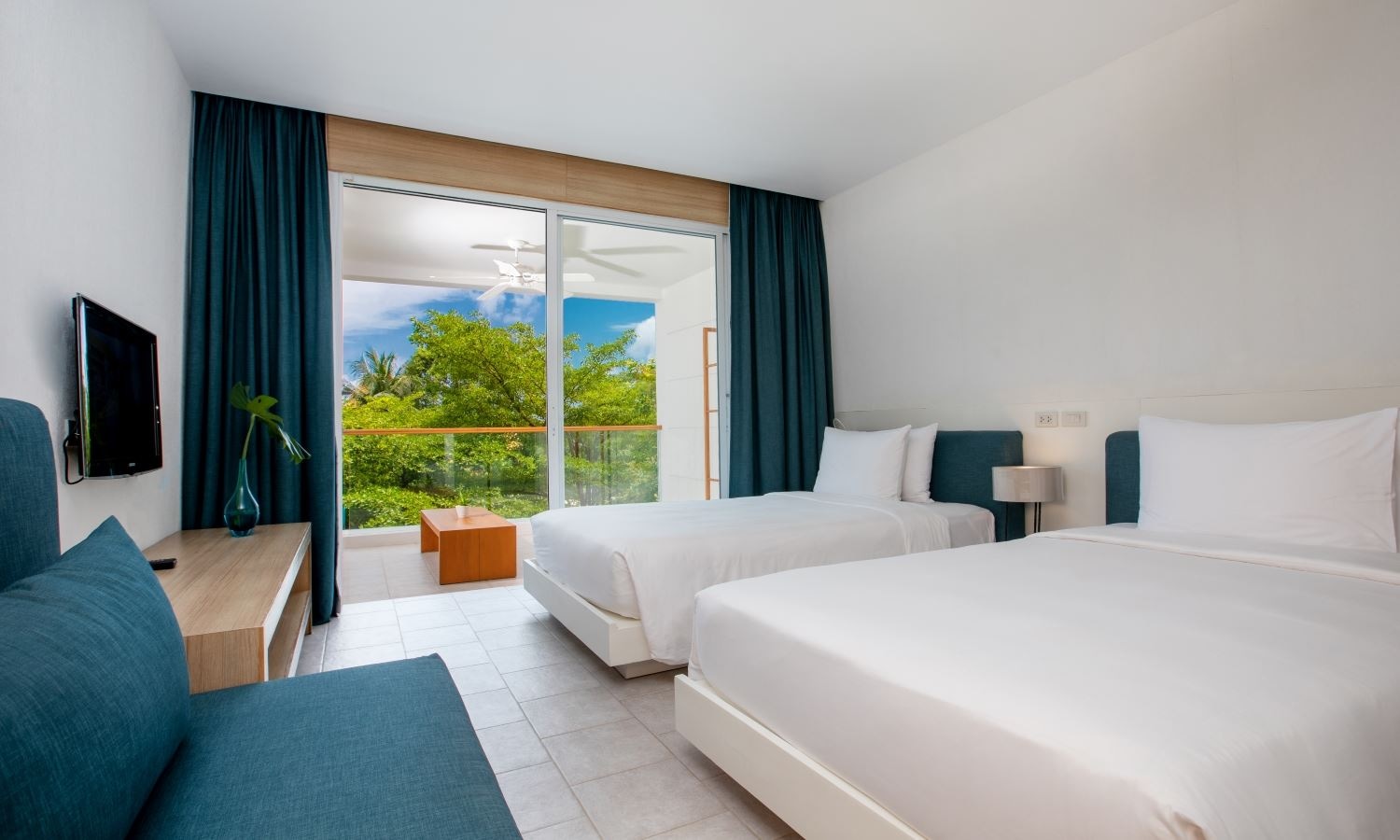 rooms-daydream-deluxe-room