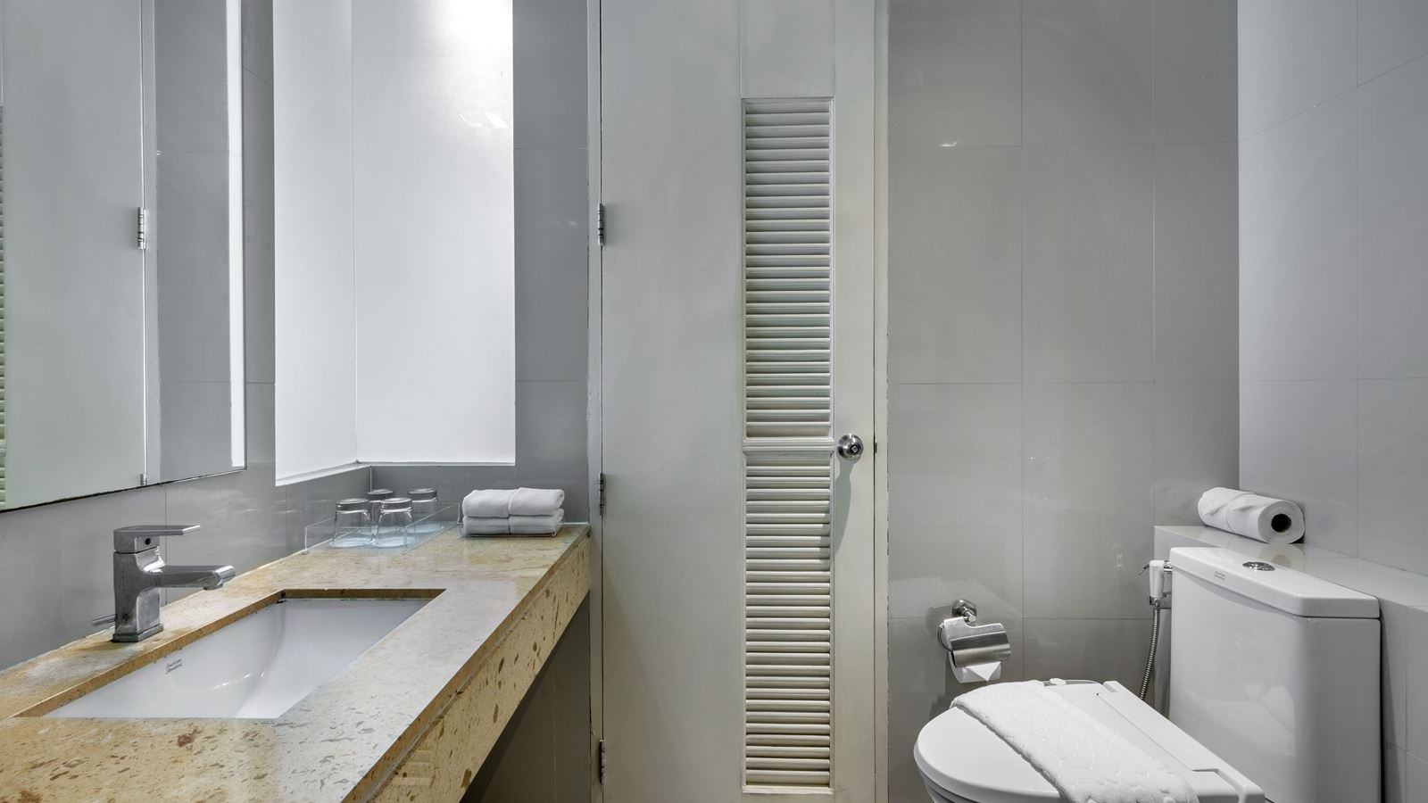 rooms-view-pent-quad-bed