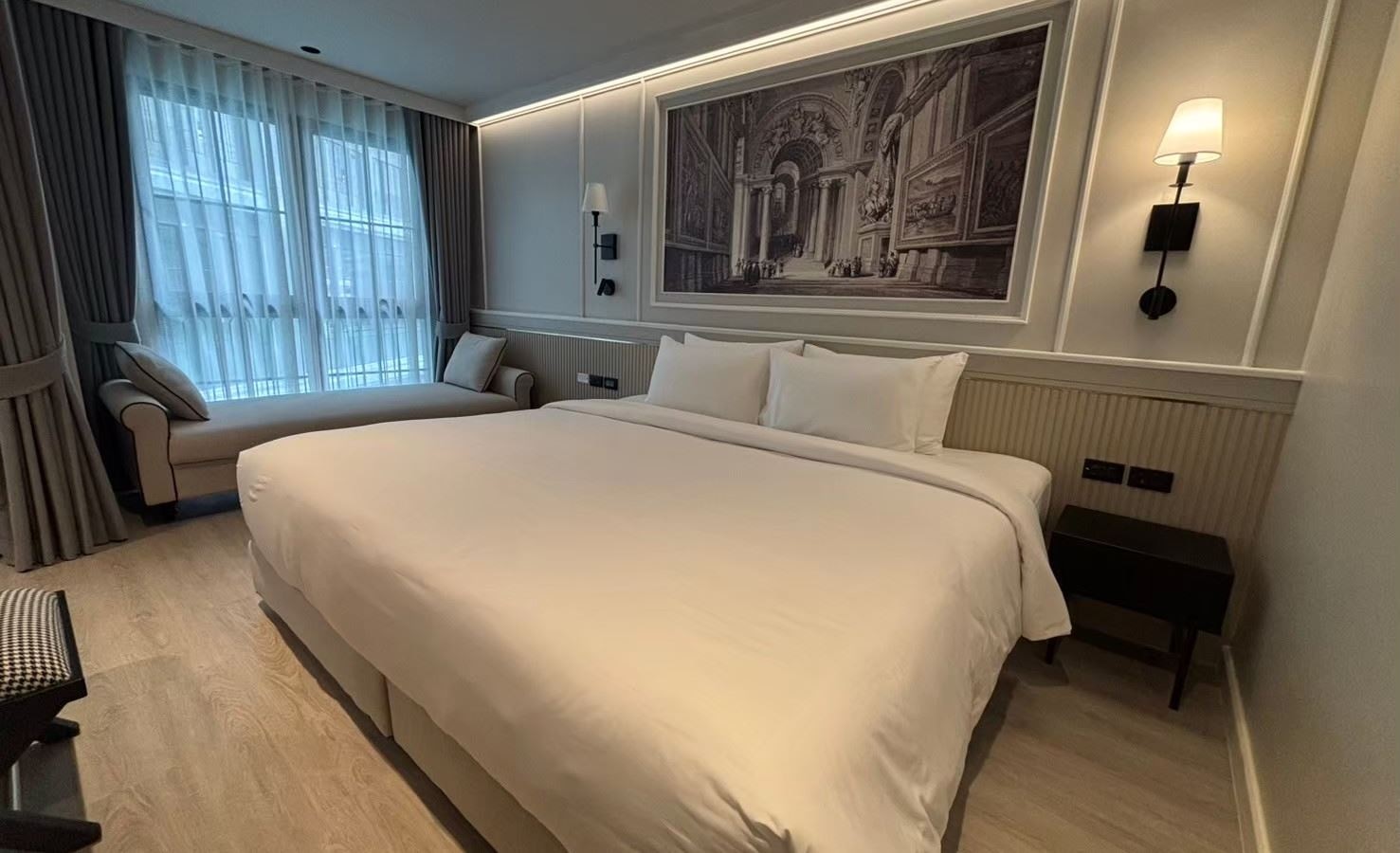 rooms-deluxe-poolview