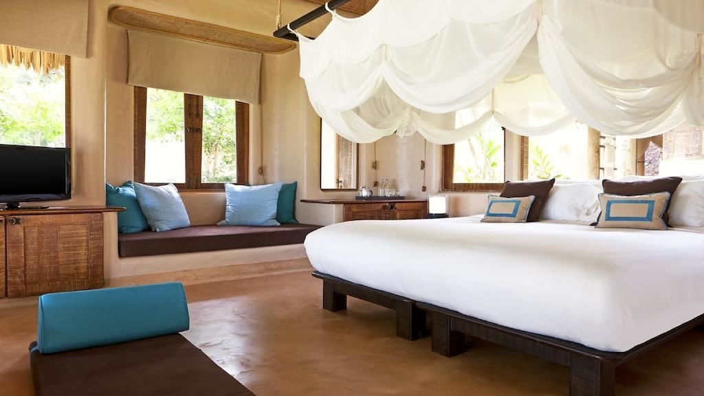 rooms-1bedroom-pool-villa-garden-view